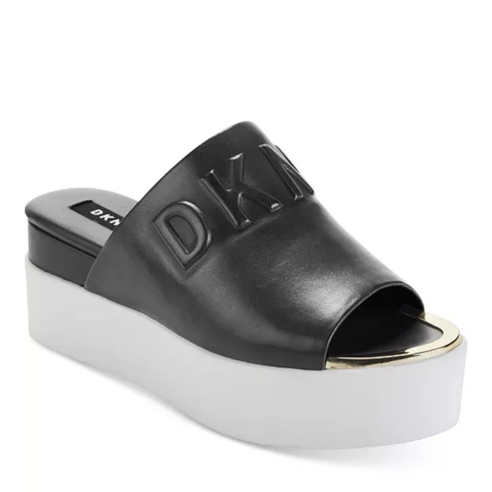 DKNY
Covo Platform Slide Sandals